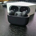 AirPods  Pro 2  iPhone light Ning